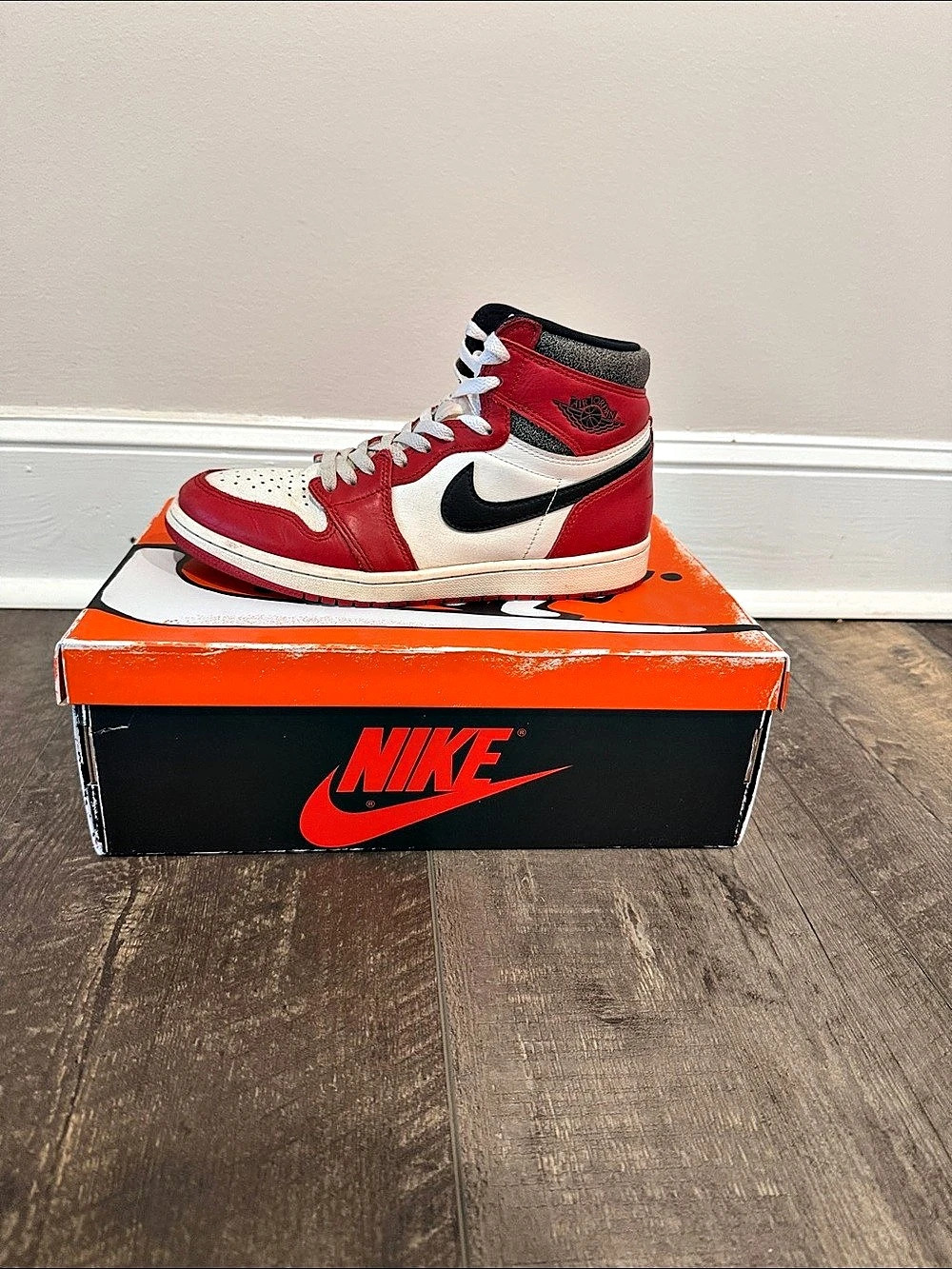 Nike Air Jordan 1 Retro High OG Chicago Lost and Found Sneakers